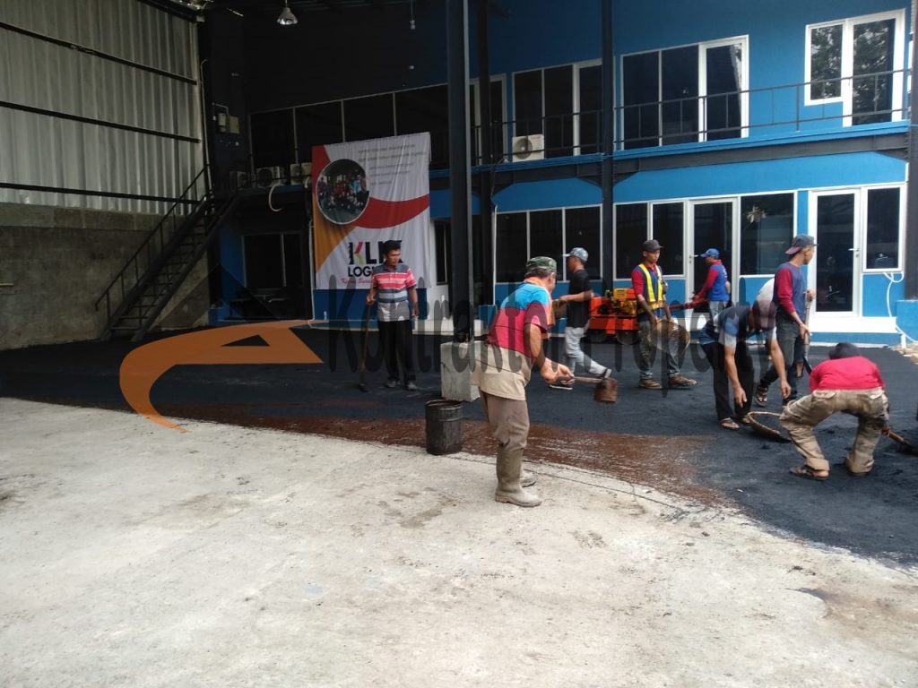 Gudang Logistik